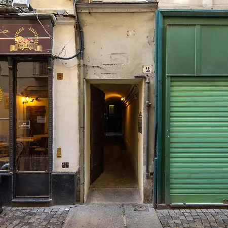 Daire Moleloca - San Tommaso